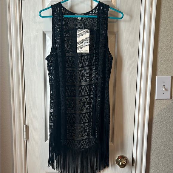 Lace vest with fringe.  Size M.  Black - Picture 1 of 6